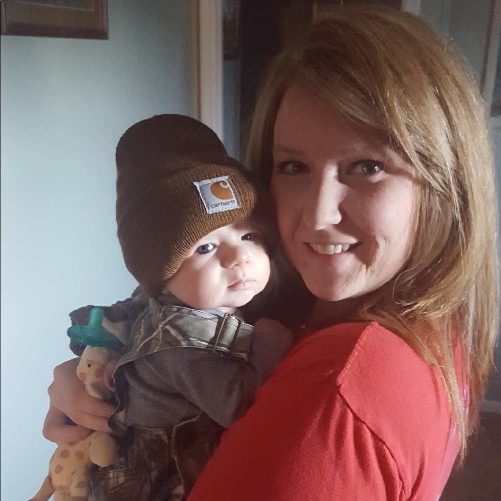 Meet your Posher, Emily